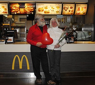 McFans Rob en Bep Goudriaan bijMcDonald's Zwolle